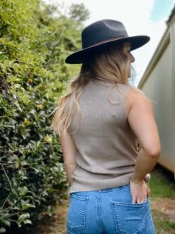 Fitted Knit Tank Top Oatmeal -Simply Devine Gifts And Decor Shop 2245516B 9D46 40A2 832C 24F61CA60436