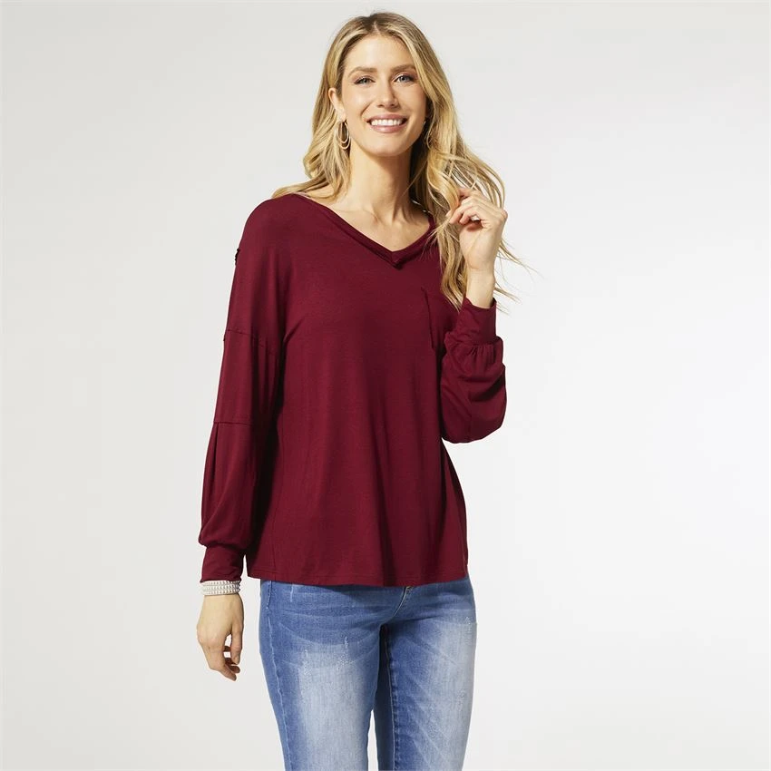 KATE V-NECK TEE WITH POCKET BURGUNDY 3 KATE V-NECK TEE WITH POCKET BURGUNDY