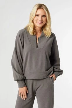 Smooth Zipper Pullover And Wide Leg Pants