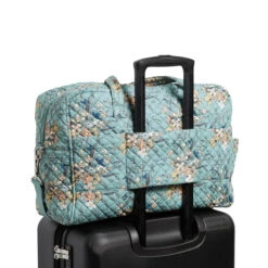 Weekender Travel Bag -Simply Devine Gifts And Decor Shop 2919016046 V16 1230x e8efde37 a33c 4fcd 9ee6 ee1e3e907417