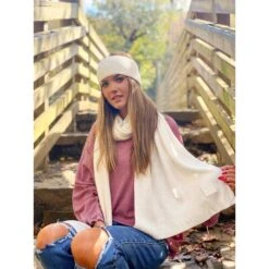 Solid Ribbed Knit CC Scarf With Rubber Patch