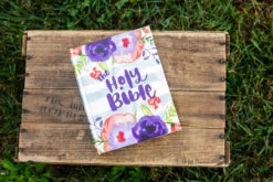 ESV JOURNALING BIBLE -Simply Devine Gifts And Decor Shop JOURNABIBLE5 900x 445b75e7 4b77 46ba abc8 12597f009798