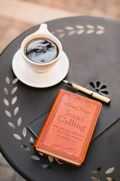 Jesus Calling Deluxe Edition With Scripture References 3 Jesus Calling Deluxe Edition With Scripture References
