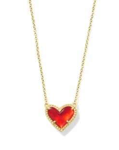 ARI HEART PENDANT NECKLACE -Simply Devine Gifts And Decor Shop cc57e29b5303947c3bcdefdd4fdae186