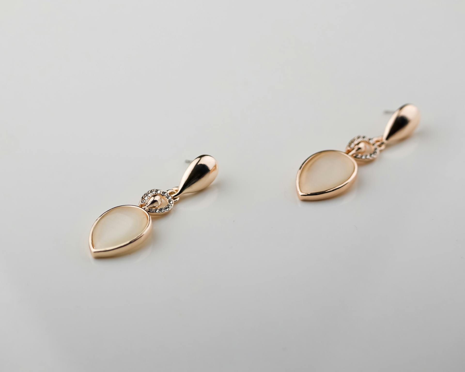 Simply Devine Gifts And Decor Shop -Simply Devine Gifts And Decor Shop pexels rohit sharma 1230131 20074769